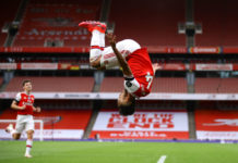 Arsenalin numero 14 Leedsin kauhu – Pierre-Emerick Aubameyang paukuttaa jatkoa putkelle